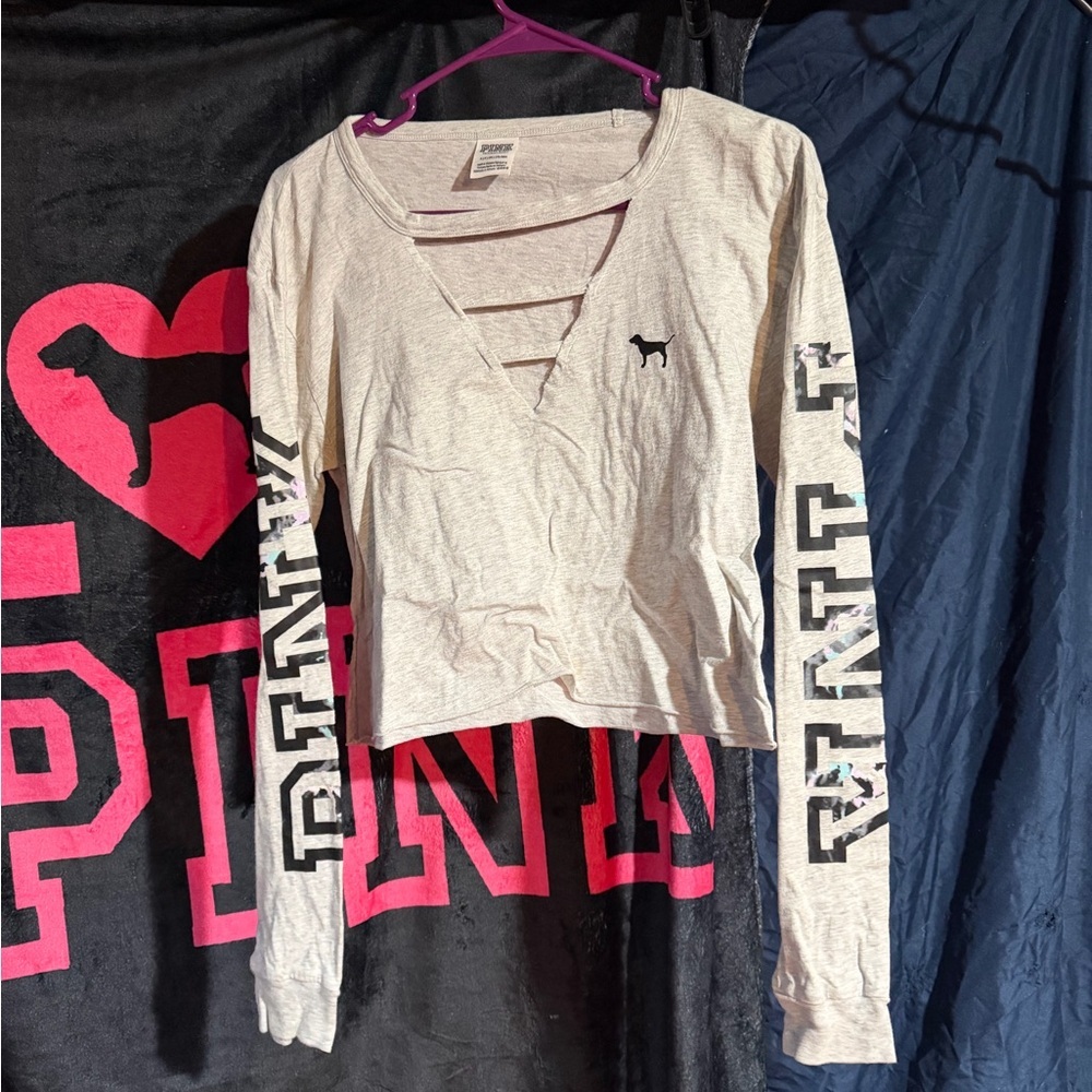PINK Victoria's Secret Light Gray Long Sleeve Strappy Cropped V-Neck Top